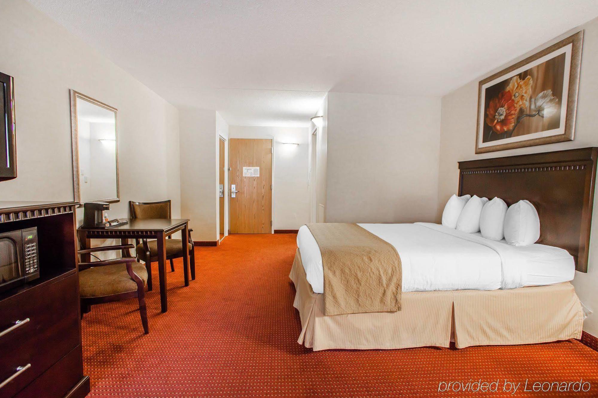 Red Roof Inn & Suites Mt Holly - Mcguire Afb Westampton Exterior photo
